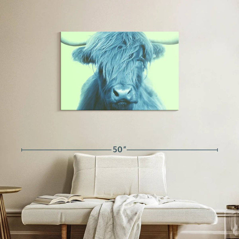 Brampt Highland Cow sur fond vert, H 24 po x l 36 po