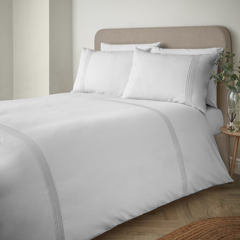 Pintuck Easy Iron Percale Duvet Cover Set, Double Bed (200 x 200 cm), White