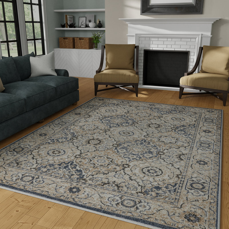 Tapis oriental bleu / crème en polypropylène tissé à la machine Aldie, Rectangle 6 pi 7 po x 9 pi 2 po