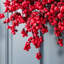 Mini couronne de Noël avec baies rouges 25 po
