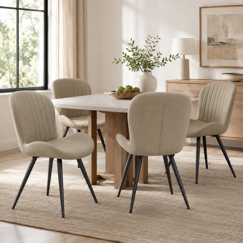 Chaise rembourrée avec pieds en métal, Beige