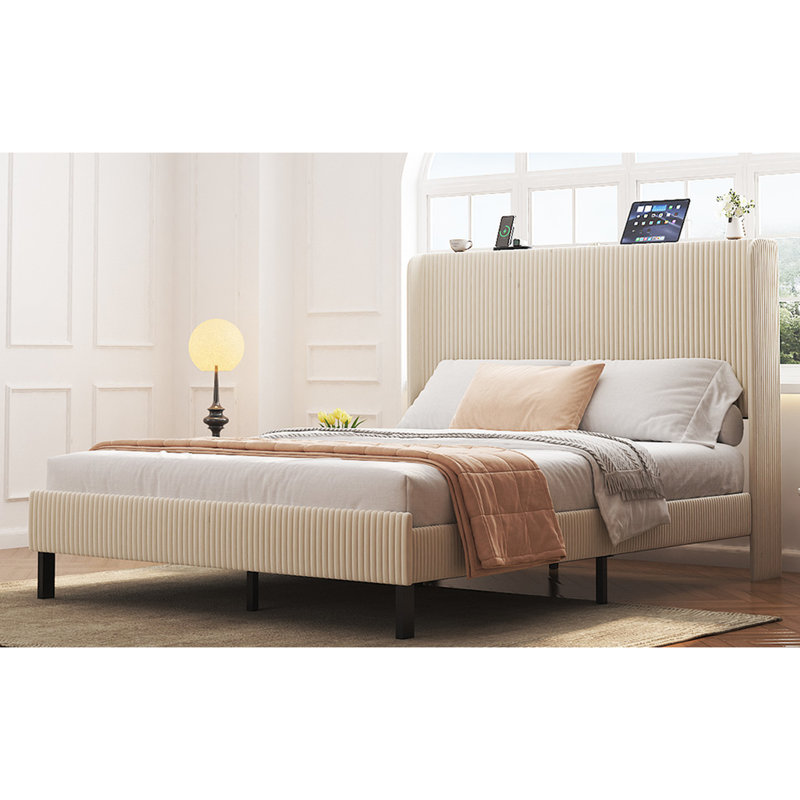 Base de lit double beige avec station de charge dans la tête de lit, conception silencieuse, structure en métal, aucun sommier requis et support stable pour tous les types de matelas, sommier, installation simple