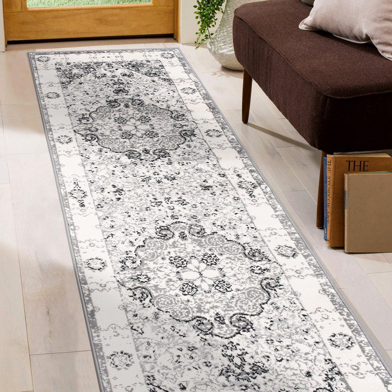 Tapis d'intérieur gris / ivoire / noir Barlow Performance, Tapis de couloir de 2 pi x 7 pi