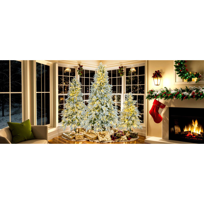 Arbre de Noël artificiel à charnière enneigé 4/6 / 7,5pi avec 8 modes de clignotement, 800 lumières DEL jaune chaud et coloré (ensemble de 3)