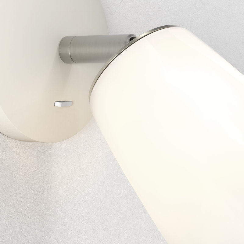Carlton 1 - Light Spotlight, Hardwired