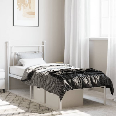Acari Metal Bed