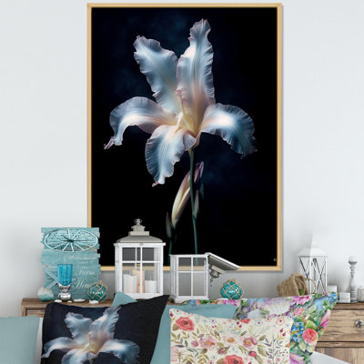 «Moonlight Wild White Iris Spectral Beauty», reproduction sur toile