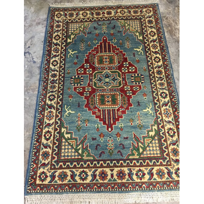 Ruby Red Medallion 3'4" x 5'5"