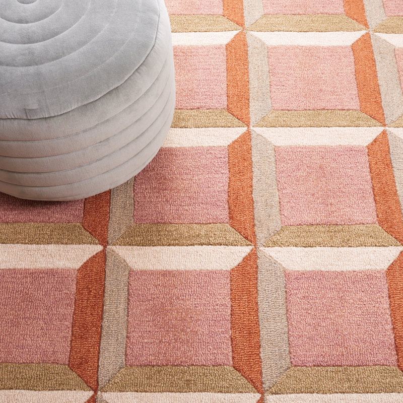 Nickelsen Hand Tufted Wool/Cotton Geometric Rug in Pink/Beige, Rectangle 4' x 6'