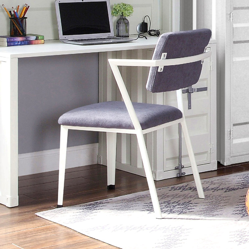 Chaise de bureau grise et blanche à structure en métal, coussin rembourré