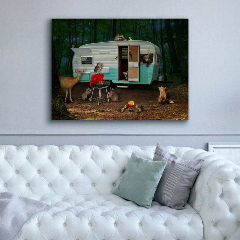 «Epic Graffiti» «Camping» par John Hovenstine, art mural sur toile, 54 po x 40 po