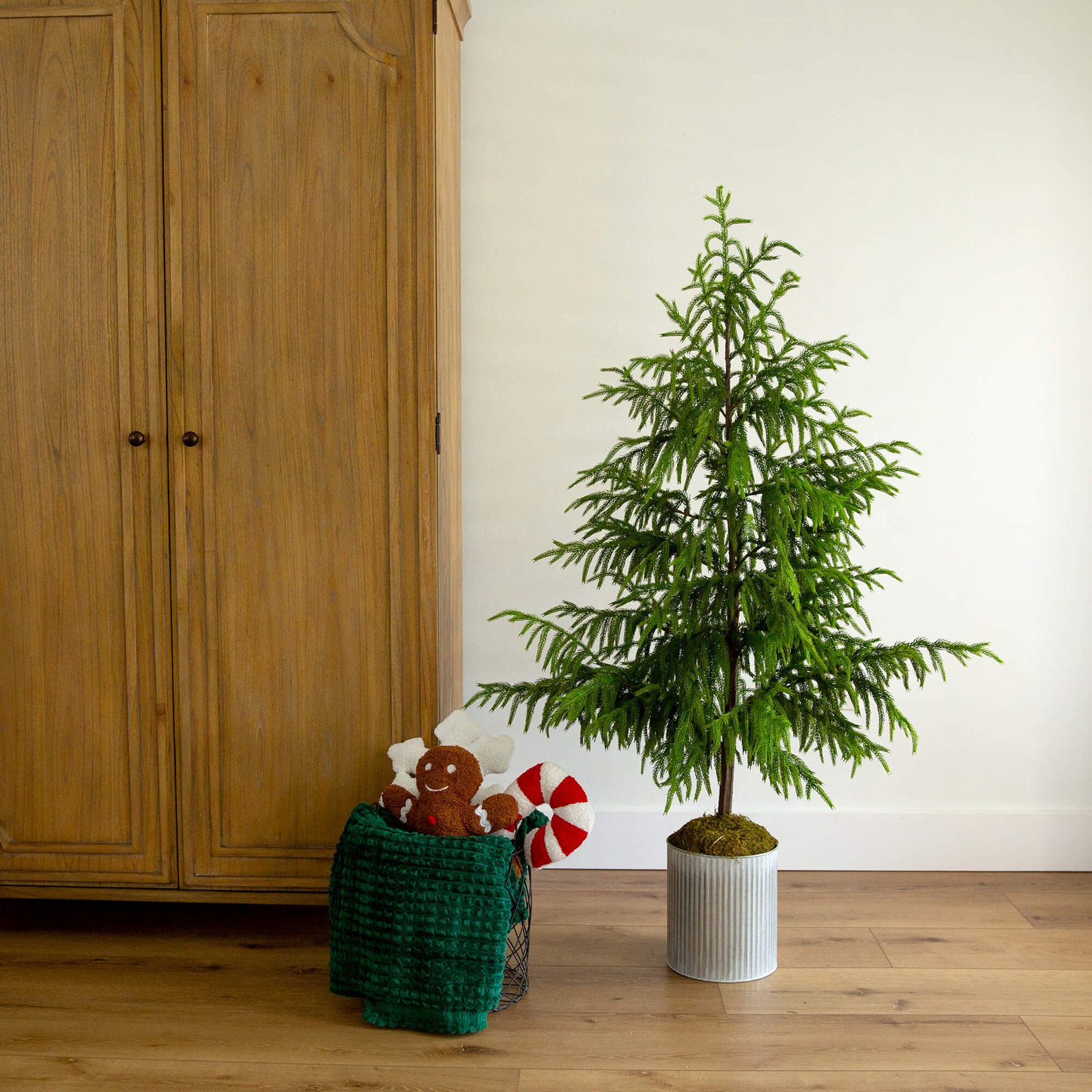 5' Pine Christmas Tree