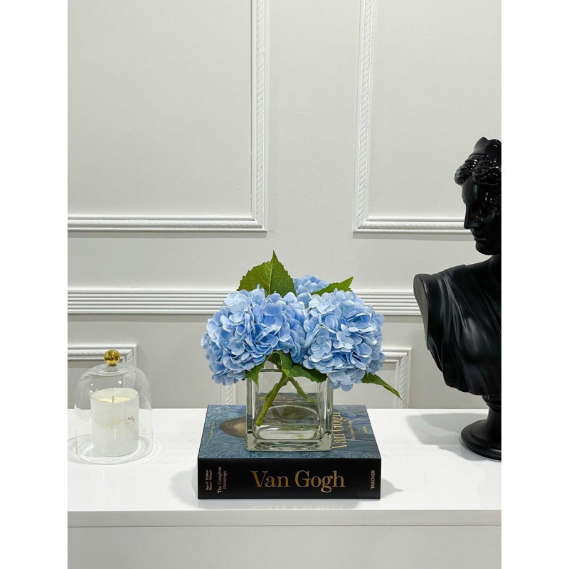 Arrangement de faux hortensias, Bleu