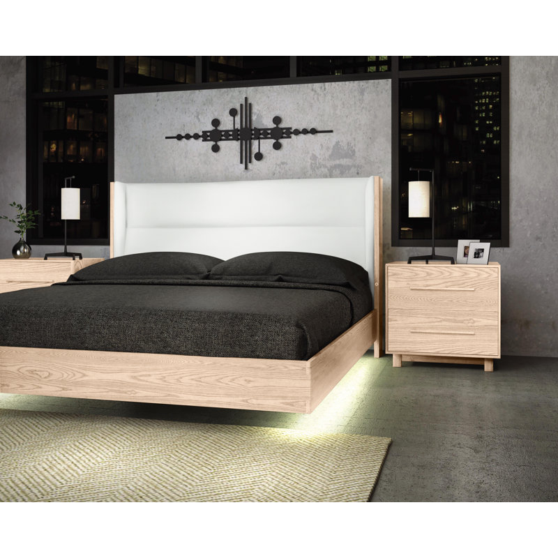 Sloane Upholstered Wingback Bed, Weathered Oak, Brazil