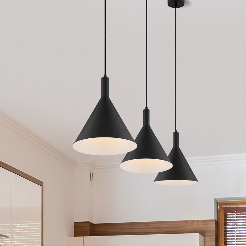 Luminaire suspendu conique à 1 lumière Laroche, H 15,29 po x l 12 po x P 12 po, Noir mat