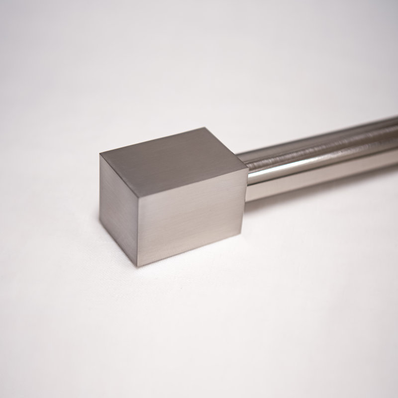 Tringle à rideaux simple réglable 1 po Audrinah, Argent, H 1,5 po x l 84 po x P 1,5 po
