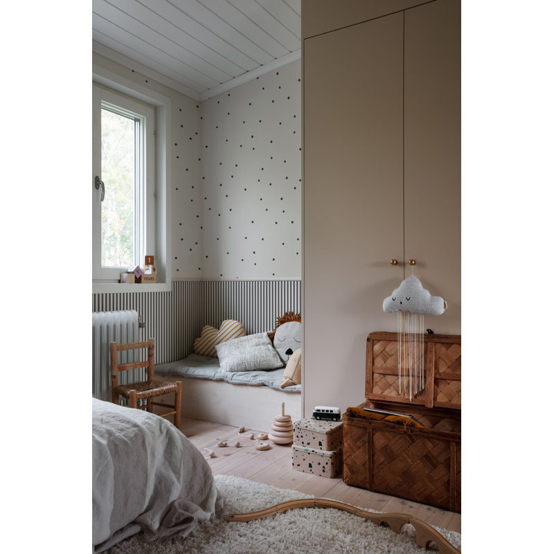 Familj II Polka Dots Wallpaper Roll, Gray