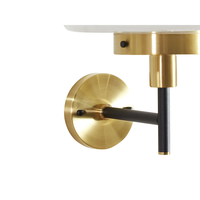 Wynnwood Armed Sconce