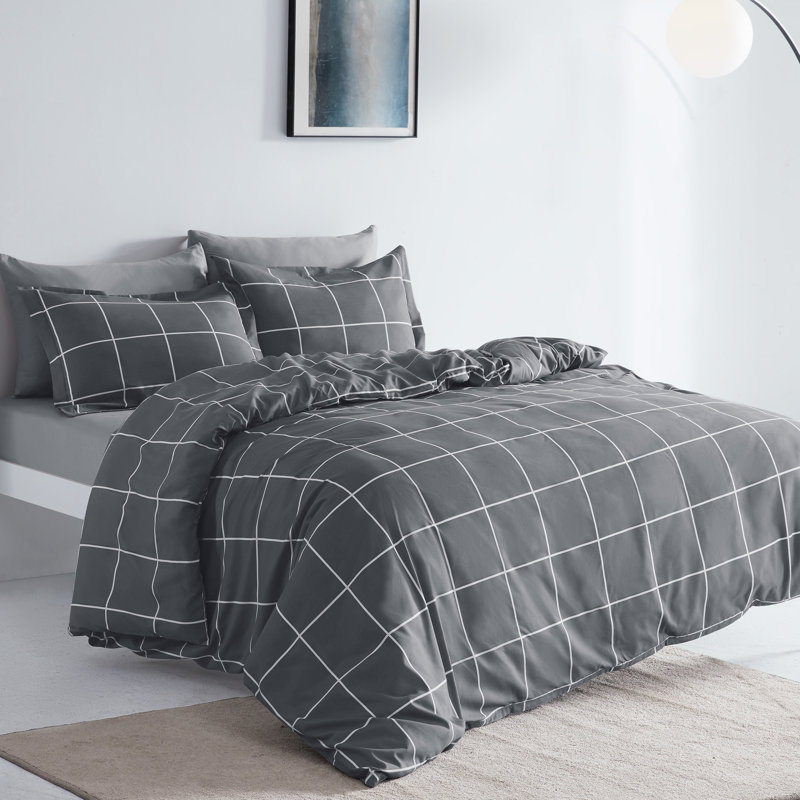 Twill Floral Duvet Cover, Full/Queen Duvet Cover + 2 Shams, White Grid On Black