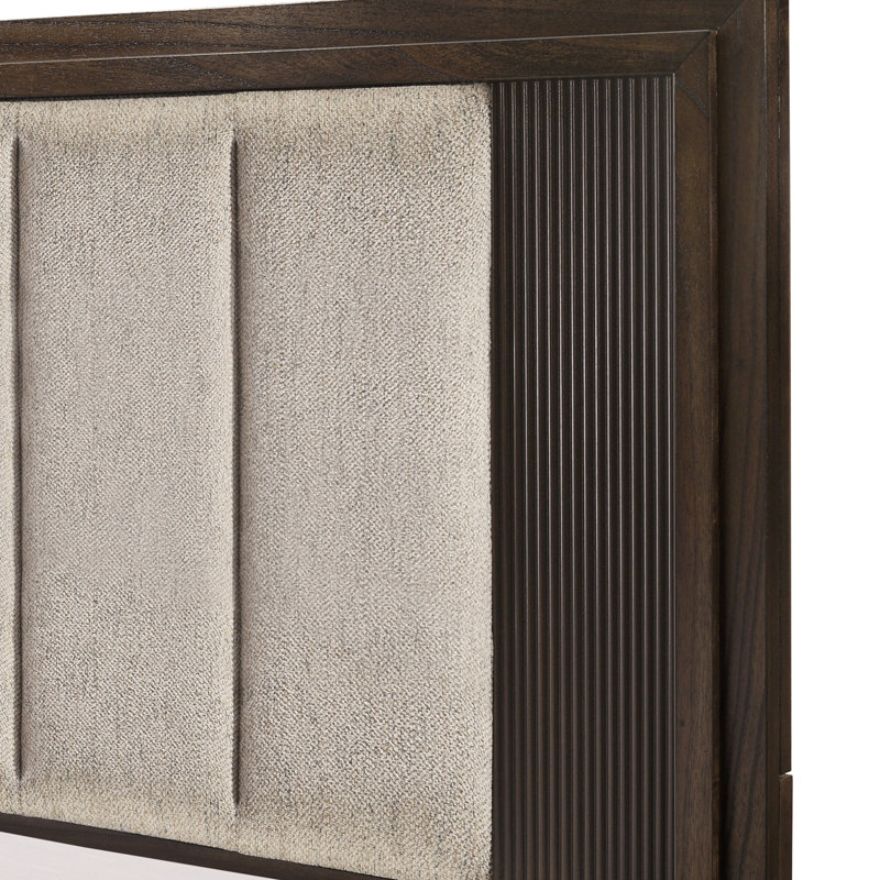 Modern Elegant Design Flat bed, Queen