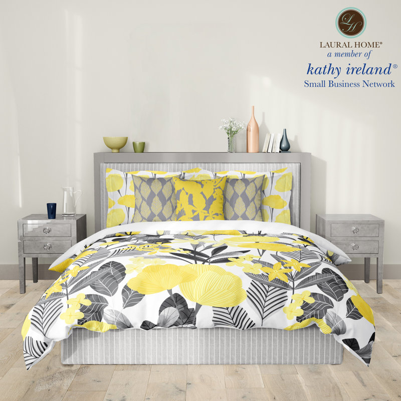 Illuminating Garden Yellow/Black Microfiber Comforter, King Comforter