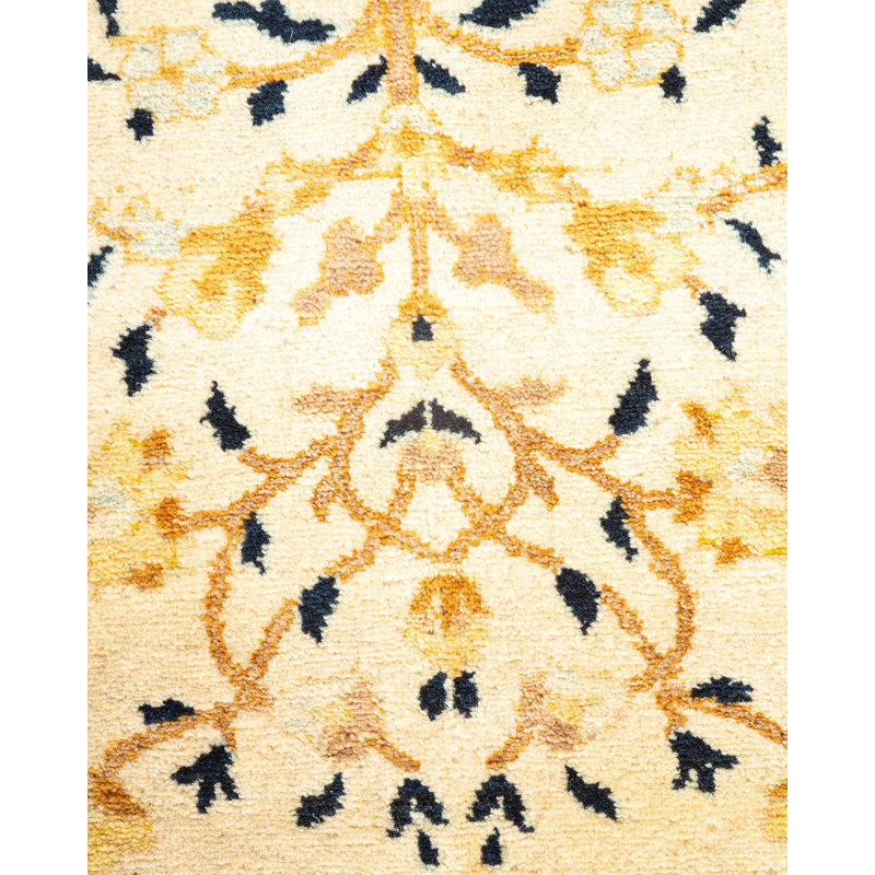 Classic One-of-a-Kind 6' 2" x 6' 2" Hand Knotted Area Rug