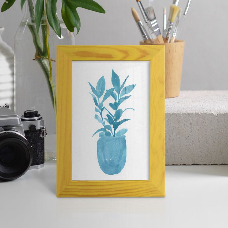 Watercolor House Plant III, encadré sur papier, L 6 po x H 8 po x P 1 po, Cadre jaune
