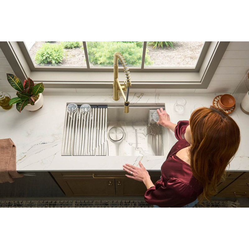 Ruvati 32-inch Glass Rinser and Sink Combo Workstation Undermount Stainless Steel Kitchen Sink