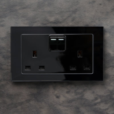 Crystal PG 13A DP Double Plug Socket With Switch Black