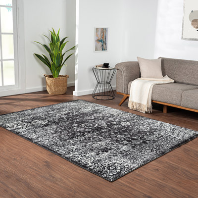 Tapis persan tissé délavé rétro