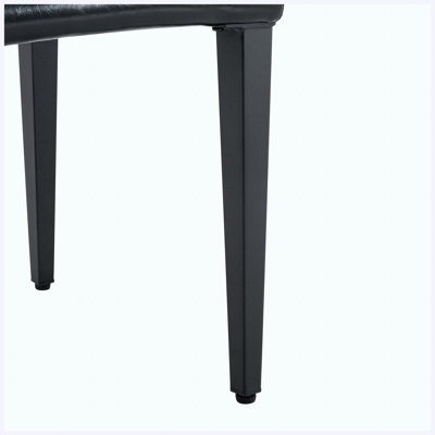 Ensemble de table de salle à manger 71 po x 35,4 po en bois aggloméré noyer avec structure en forme de X, 6 chaises en polyuréthane avec pieds en métal noir