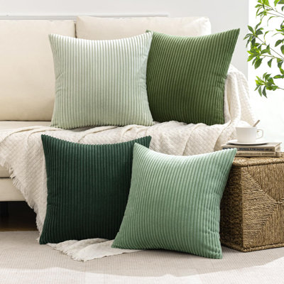 Ensemble de housses de coussin Boho Farmhouse Sage Green 18 X 18 pouces de 4 housses de coussins Mordern Nordic Soft Velours côtelé pour la maison
