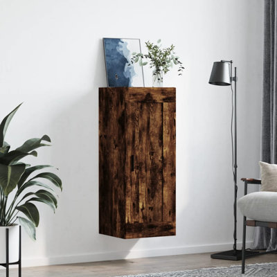 This wall mounted cabinet with an elegant design makes a timeless addition to your interior decor.