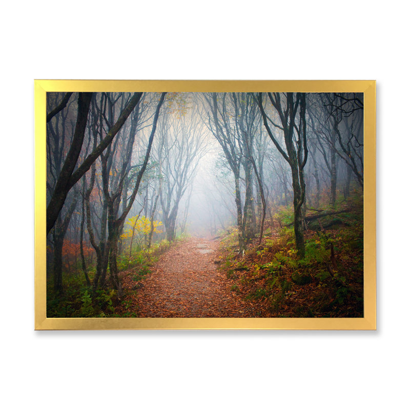 Chemin vers une forêt brumeuse - œuvre d'art traditionnelle sur toile, H 8 po x l 12 po x P 1 po, Cadre doré