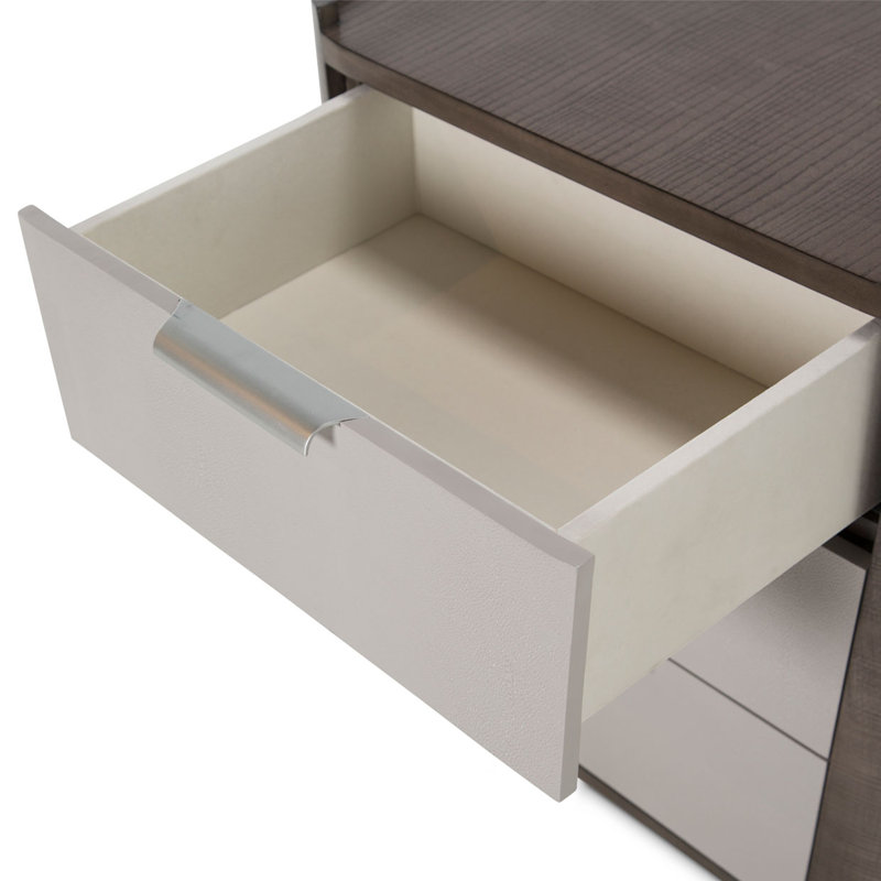 Roxbury Park 3 - Drawer Nightstand