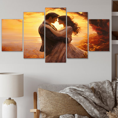 «Romantic Couple Landscape Luminous Embrace I», impression d'art mural paysage romantique - 5 panneaux