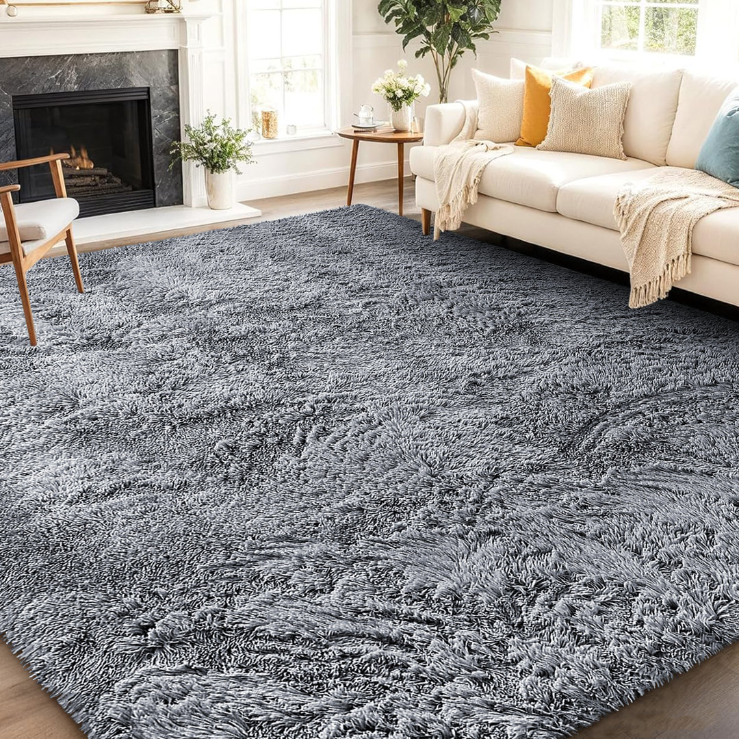 Machine Tufted Shag Area Rug