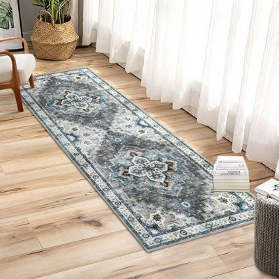 Luecke Washable Oriental Rug