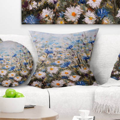 Coussin floral Glade of Cornflowers and Daisies