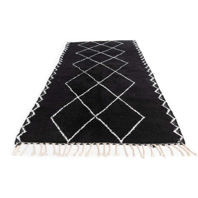 Tapis noir et blanc Oavia