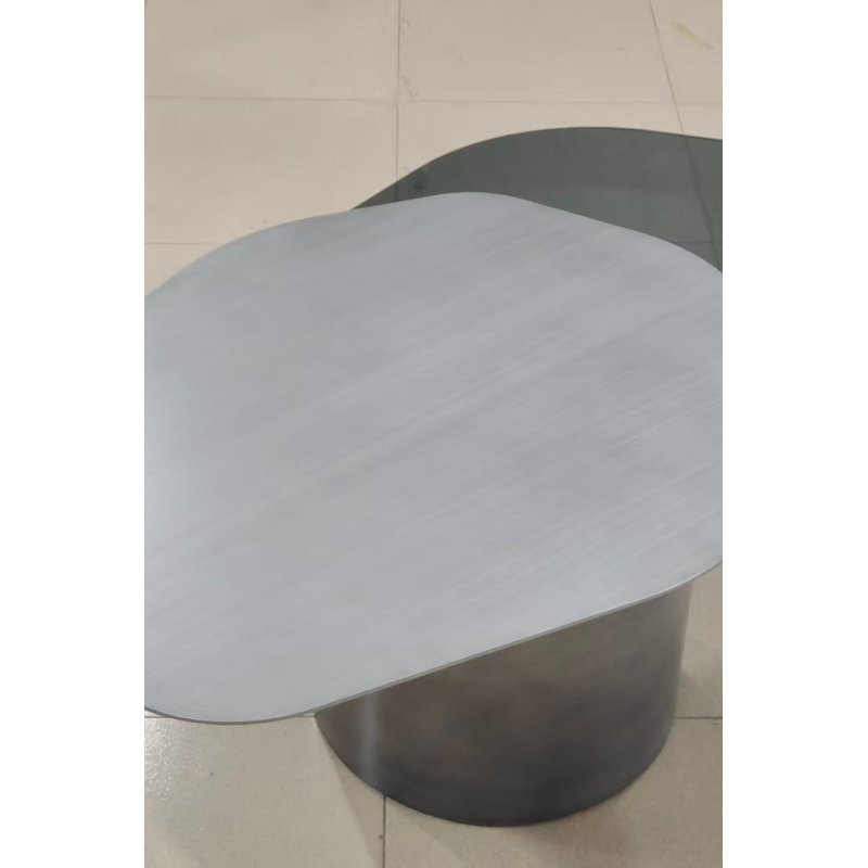 Table basse Cerryn, Argent mat, H 15,7 po x L 58 po x l 39 po