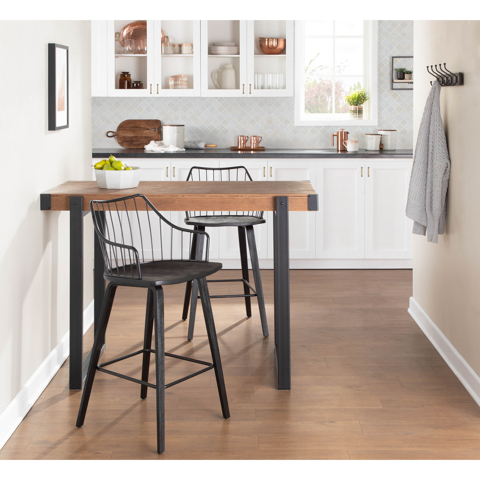 Lipman 26" Bar Stool, Black