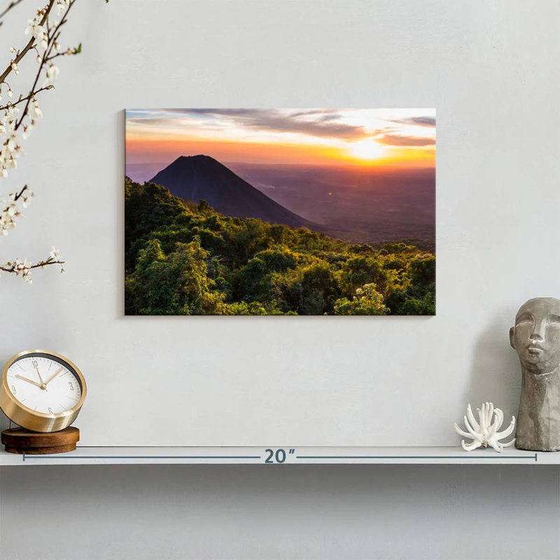 Harpa Cerro Verde Volcano, 8" H x 12" W