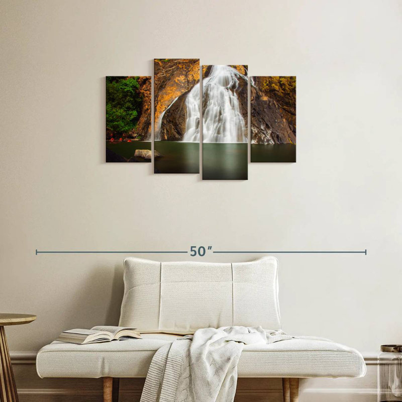 Kudick, chutes de Dudhsagar en Inde, H 22 po x l 36 po