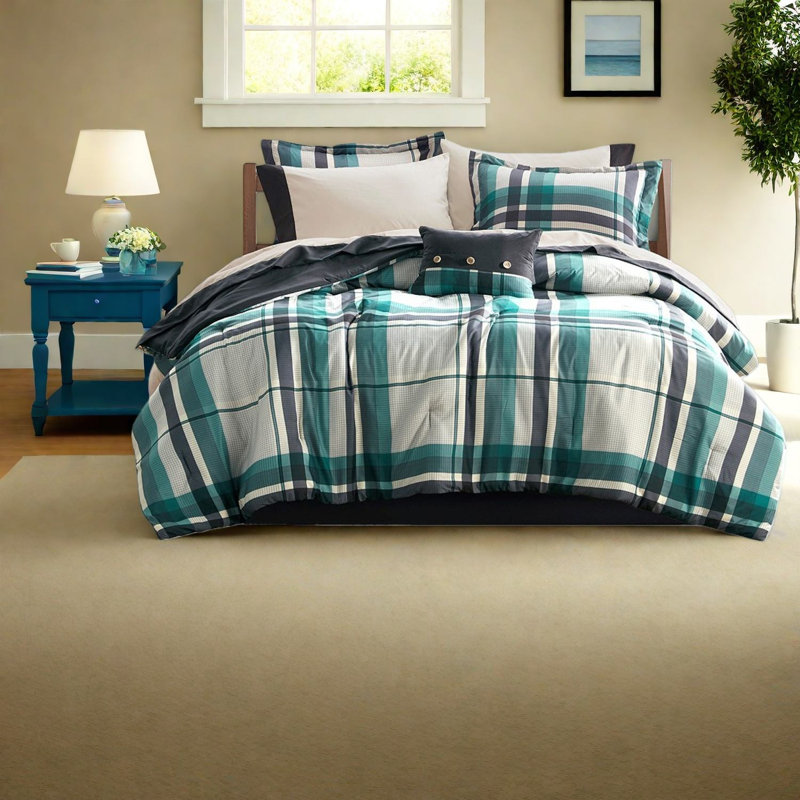 Premium Comfort Bedding Sets, Microfiber Design, Plaid Style, Ideal For Home
