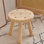  Tabouret en bois massif avec motif à pois 3D ludique, petit repose-pieds rond en bois, support pour plante, marchepied pour tout-petit