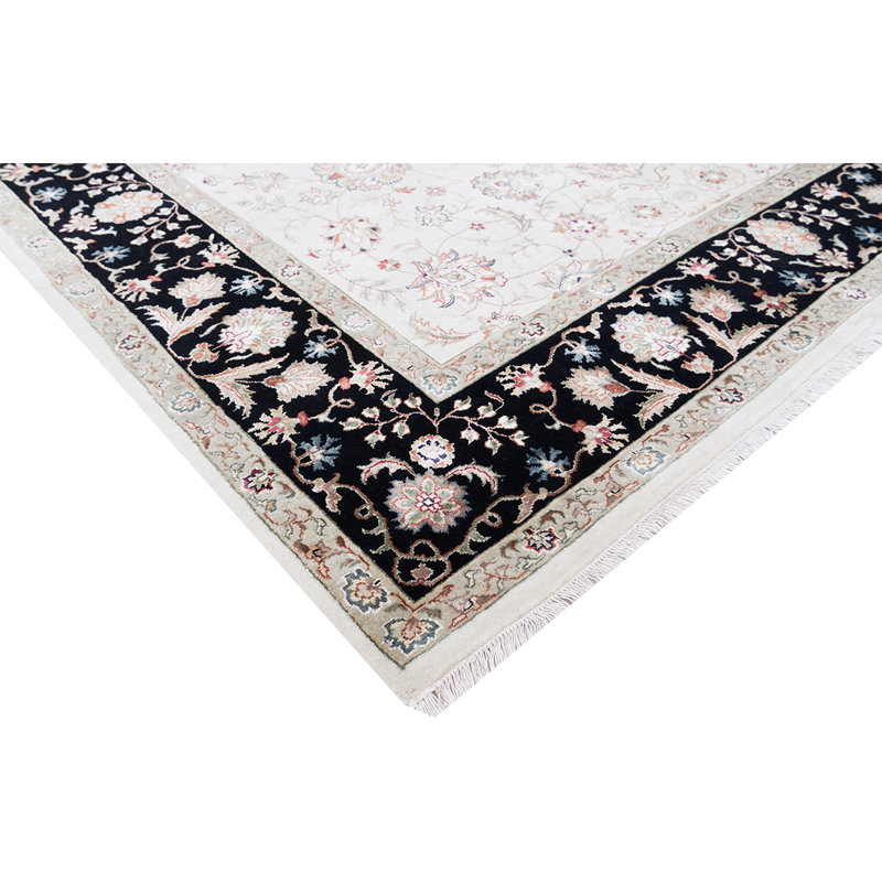 Hand Woven Wool Floral Area Rug, Rectangle 3' x 5'