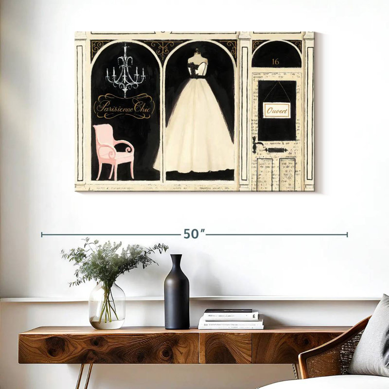 Lilie Parisienne Chic, 26" H x 39" W