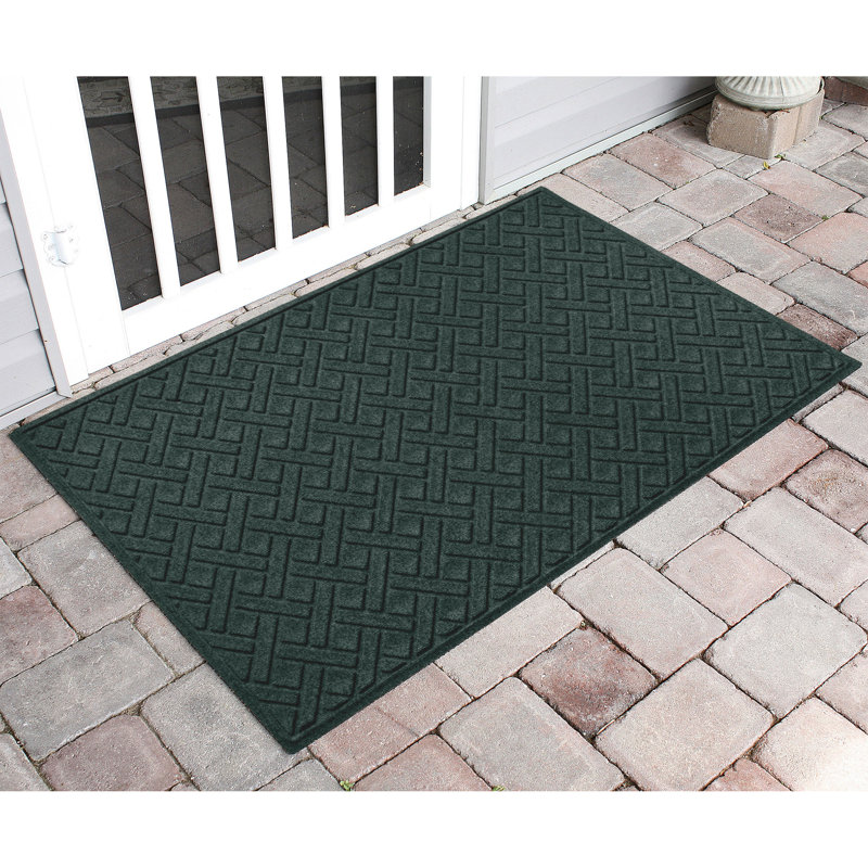 WaterHog® Lattice 35 in. x 59 in. Indoor Outdoor Doormat, 0.375" H x 60" W x 36" D, Evergreen