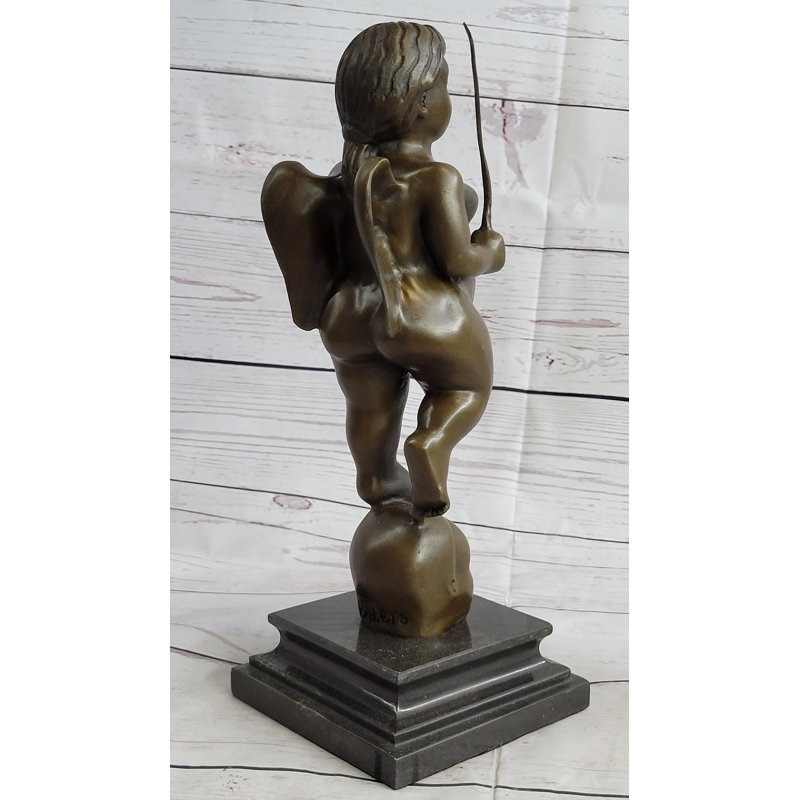 Statue Yeles